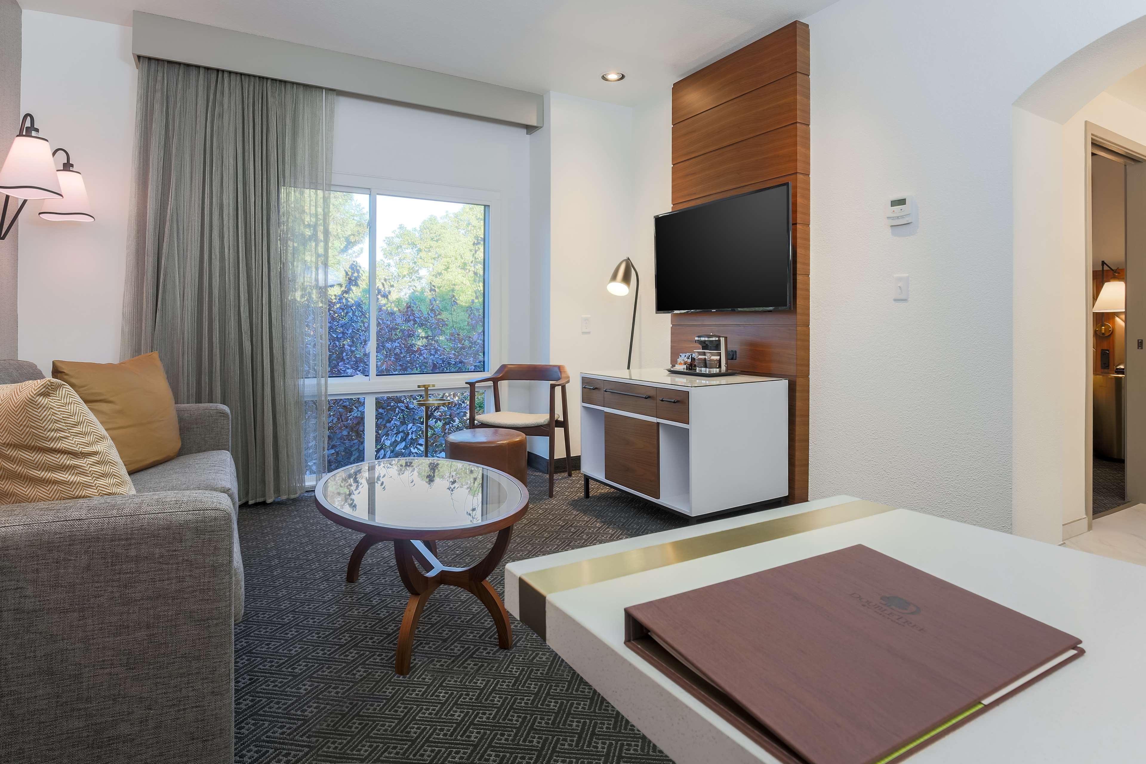 ดับเบิลทรี บาย ฮิลตัน เกสต์ สวีท ซาคราเมนโต - แรนโช คอร์โดวา Hotel ภายนอก รูปภาพ
