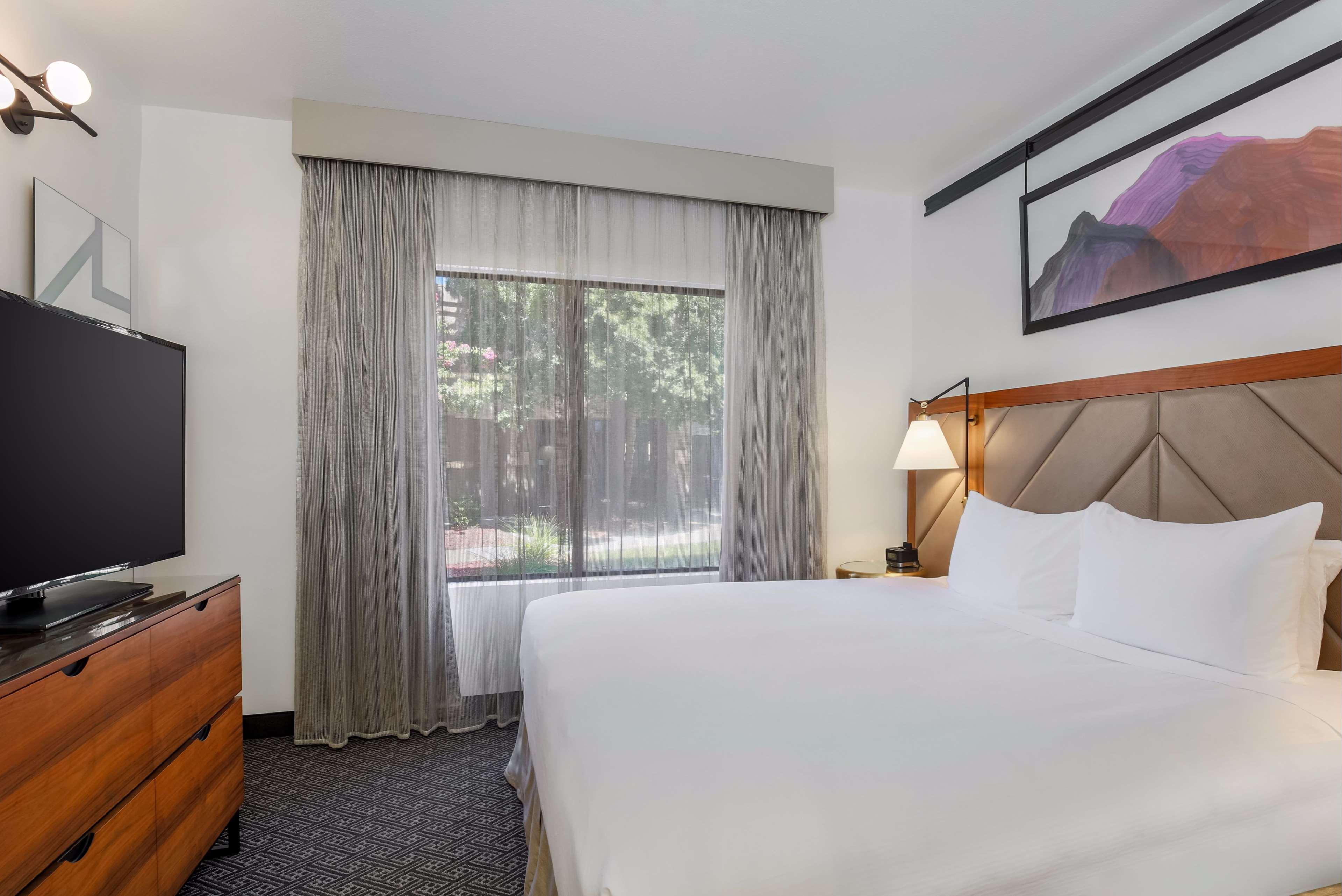 ดับเบิลทรี บาย ฮิลตัน เกสต์ สวีท ซาคราเมนโต - แรนโช คอร์โดวา Hotel ภายนอก รูปภาพ